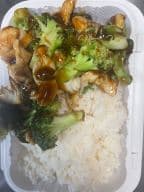 Best Chicken w. Broccoli Lunch in Baltimore, MD